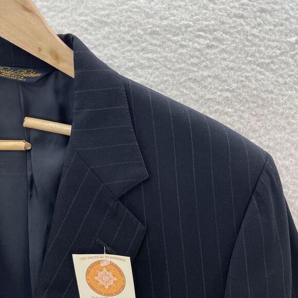Brooks Brothers Pinstriped Blazer Men's 42S Blue 100% Wool 2 Button USA Vintage - Picture 3 of 11